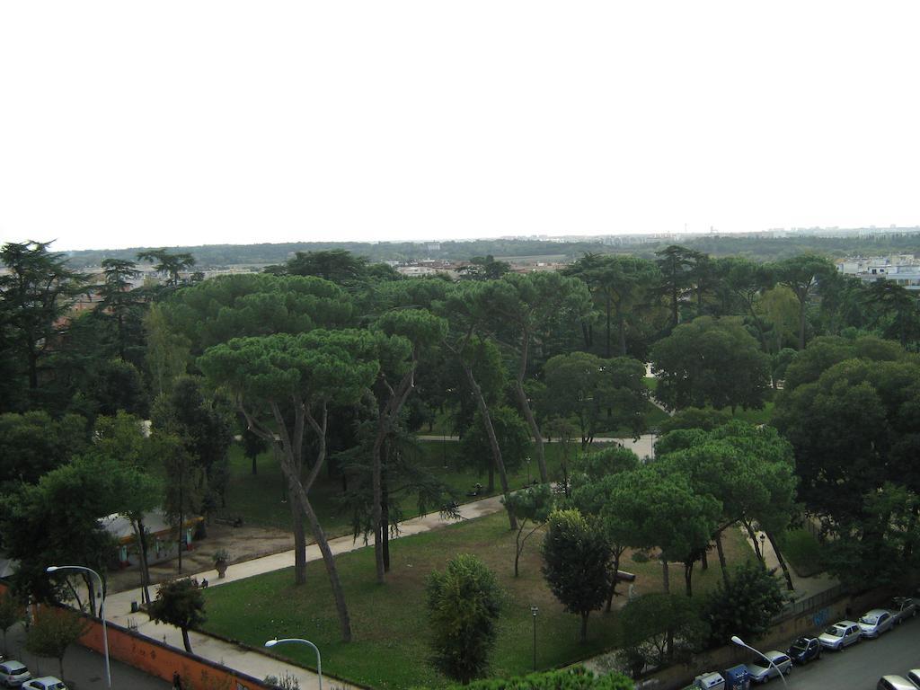 Acomodação com café da manhã  Appia Nuova Holiday 2*